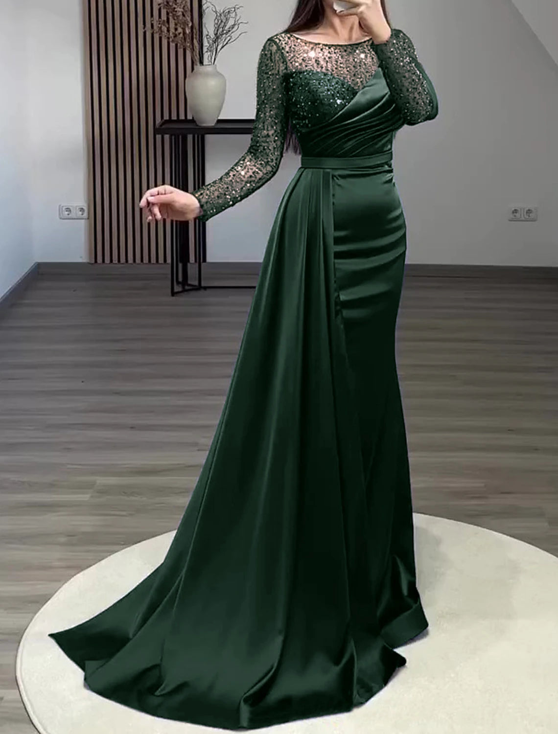 Vestido de sirena, vestido de noche, vestido rojo y verde, vestido formal de boda, para invitados, cola de corte, manga larga, cuello joya, charmeuse con perlas fruncidas y lentejuelas