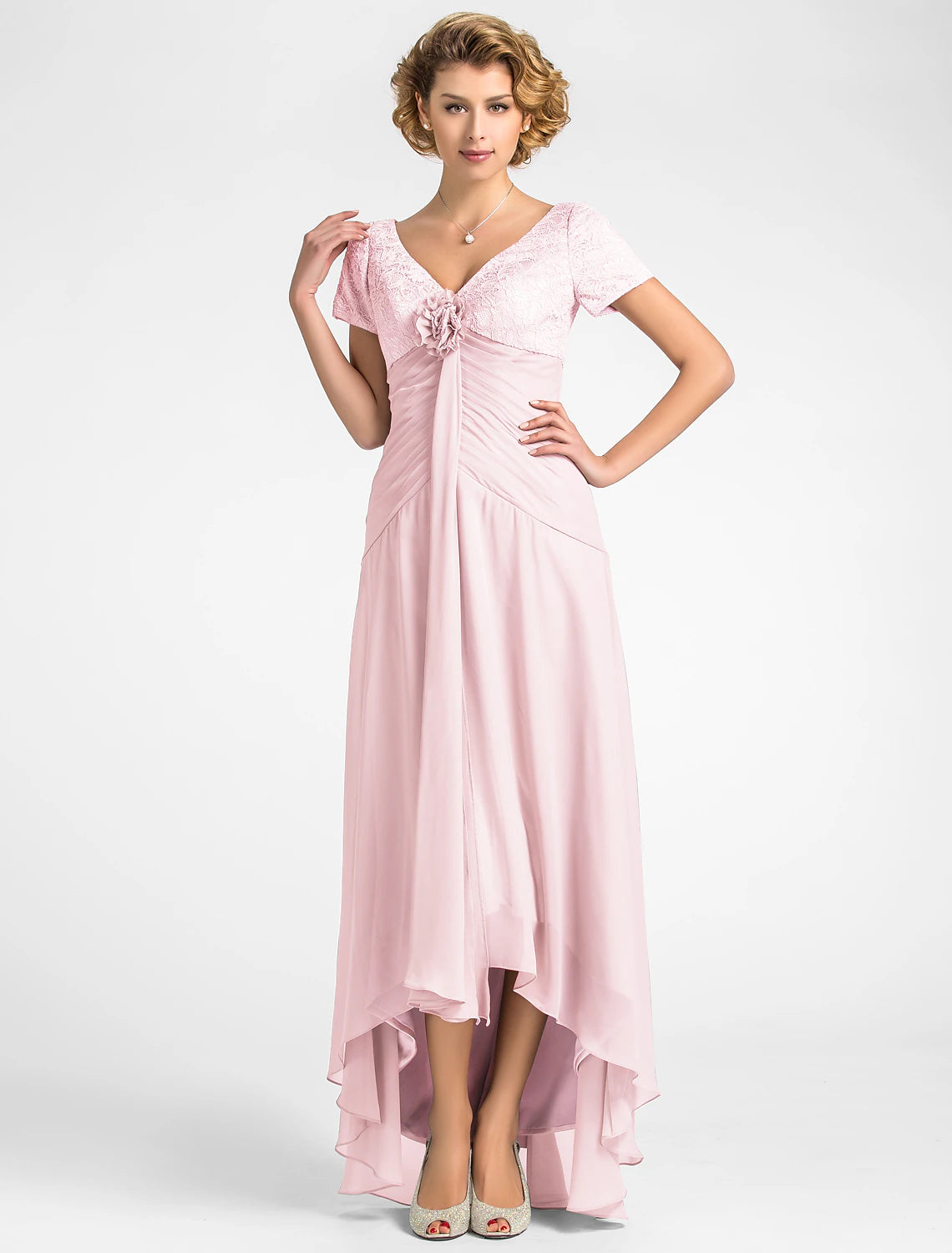 Abito da madre della sposa a trapezio con scollo a V asimmetrico, in chiffon, a maniche corte, con pieghe e fiori
