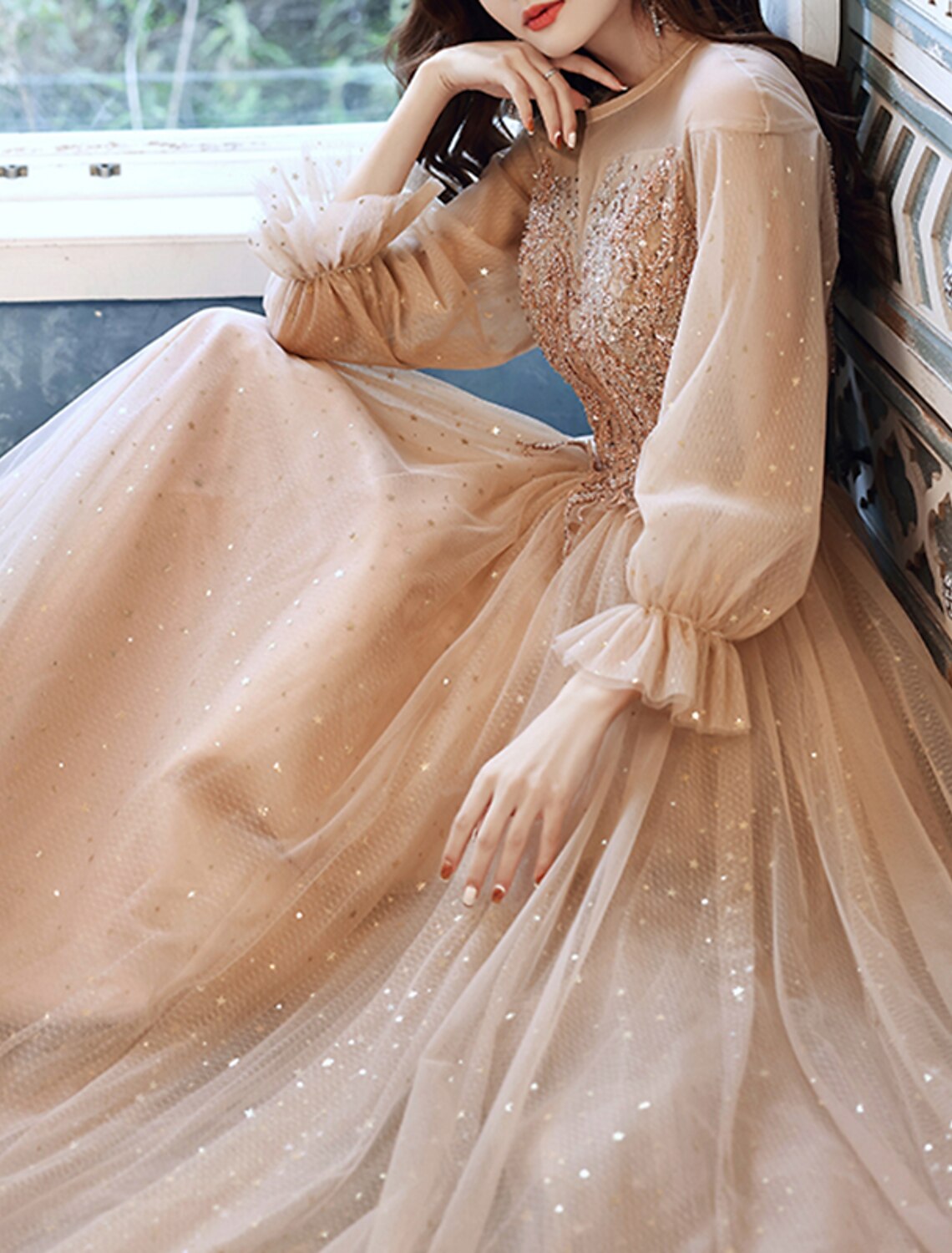 Abiti da ballo a trapezio, scintillanti e brillanti, per invitati a nozze, lunghezza al pavimento, maniche lunghe, scollo gioiello, pizzo con applicazioni di strass 2025