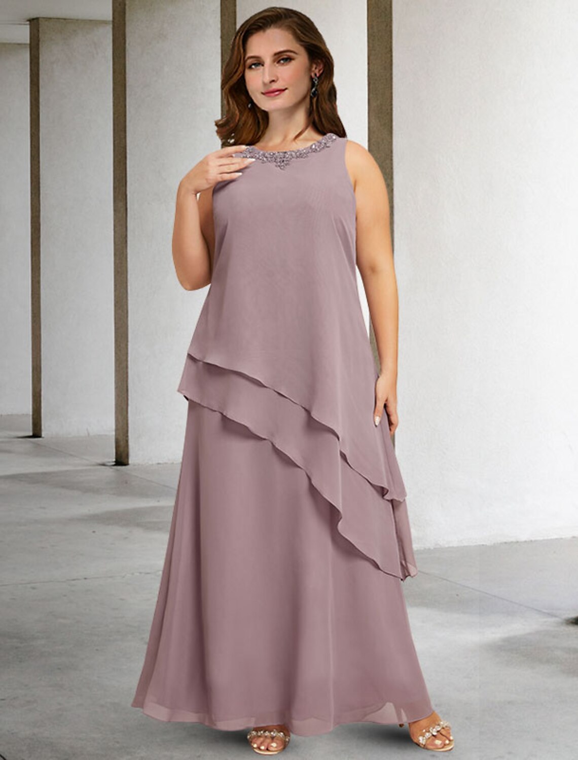 Vestido de dos piezas de corte A para madre de la novia, talla grande, con curvas ocultas en el vientre, elegante, formal, largo hasta el suelo, sin mangas, cuello joya, gasa con volantes de lentejuelas y apliques
