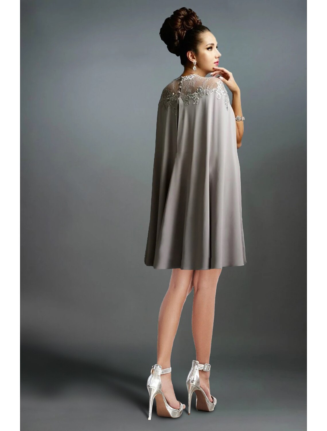 Vestido de noche estilo sirena/trompeta, estilo vintage, para invitada de boda, estilo Kentucky Derby, largo hasta la rodilla, sin mangas, hombros descubiertos, capas de tela con volantes fruncidos y bordados.