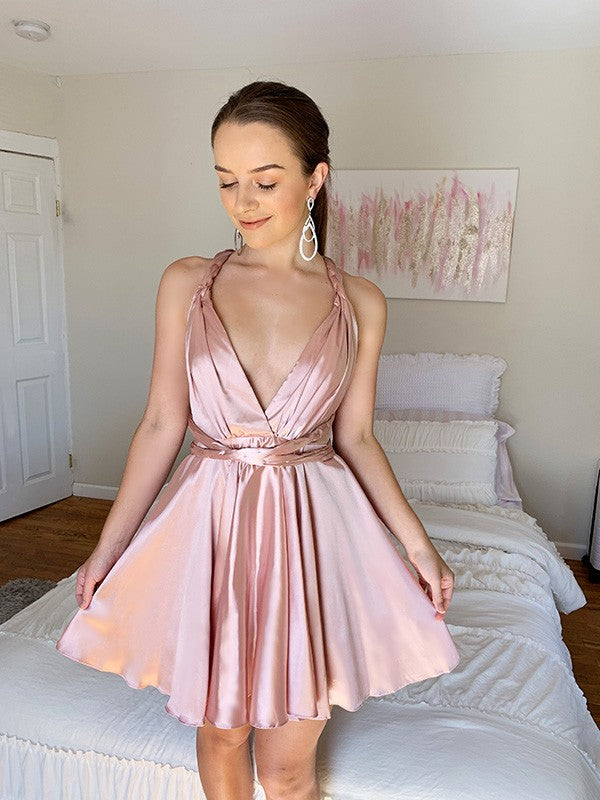 Vestidos de fiesta cortos/mini de corte A/princesa, sin mangas, con escote en V y volantes, de satén tipo seda