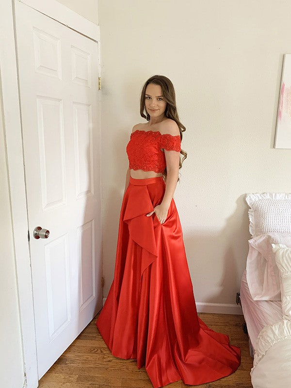 Vestido de dos piezas de corte A/princesa, de satén, con encaje, hombros descubiertos, sin mangas y cola larga