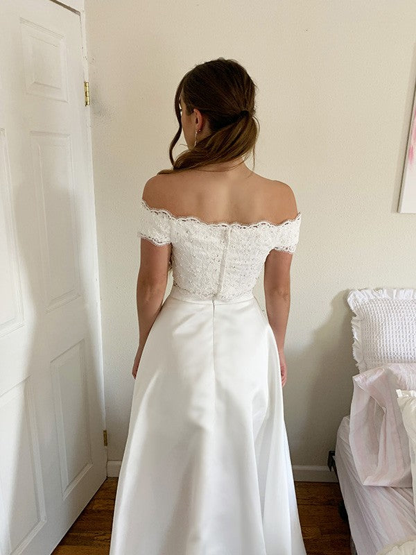 Vestido de dos piezas de corte A/princesa, de satén, con encaje, hombros descubiertos, sin mangas y cola larga