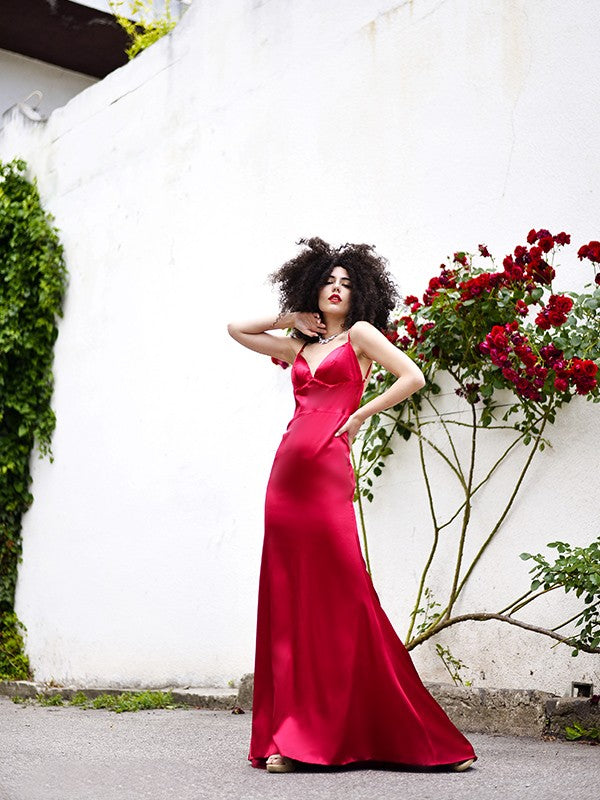 Sheath/Column Silk like Satin V-neck Sleeveless Ruffles Sweep/Brush Train Dresses