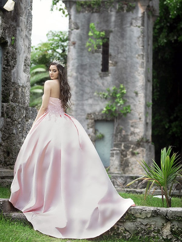 Vestidos de baile con escote corazón, encaje, satén, sin mangas, con cola de corte