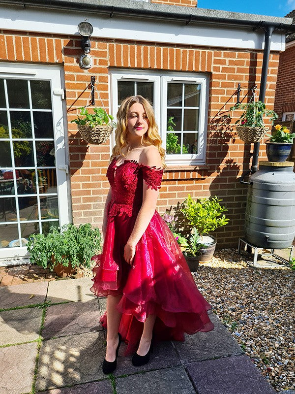 Vestidos asimétricos de corte A/princesa, de organza, sin mangas, con hombros descubiertos y apliques