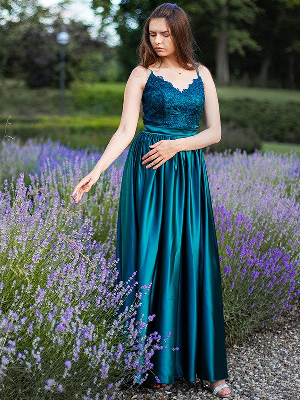 A-Line Spaghetti Straps Sleeveless Floor-Length With Lace Silk like Satin Dresses