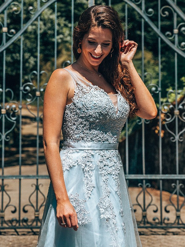 Vestidos de fiesta cortos/mini de corte A/princesa, sin mangas, con tirantes y apliques de tul