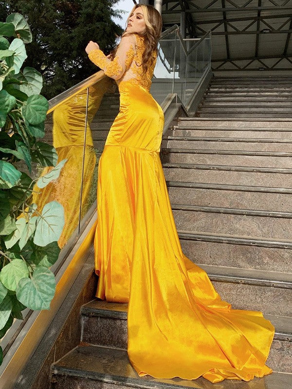 Vestidos de satén tejido con apliques y cuello alto, manga larga y cola larga de trompeta/sirena