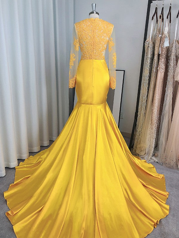 Vestidos de satén tejido con apliques y cuello alto, manga larga y cola larga de trompeta/sirena