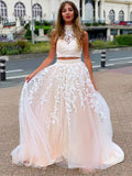 Vestido de dos piezas de corte A/princesa, sin mangas, cuello alto, apliques de tul y cola larga