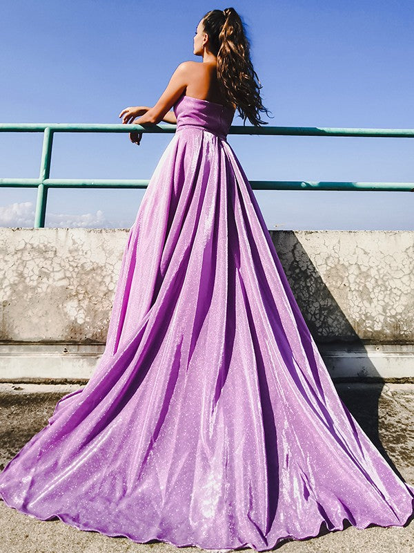 Abiti a trapezio/principessa con paillettes, volant, scollo a cuore, senza maniche, strascico a ruota