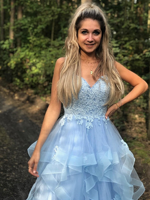 Vestidos de corte A/princesa con tirantes finos, sin mangas, apliques de organza y largo hasta el suelo