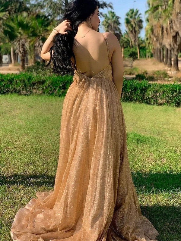 Vestidos de corte A/princesa con tul, lentejuelas, tirantes finos, sin mangas y cola larga