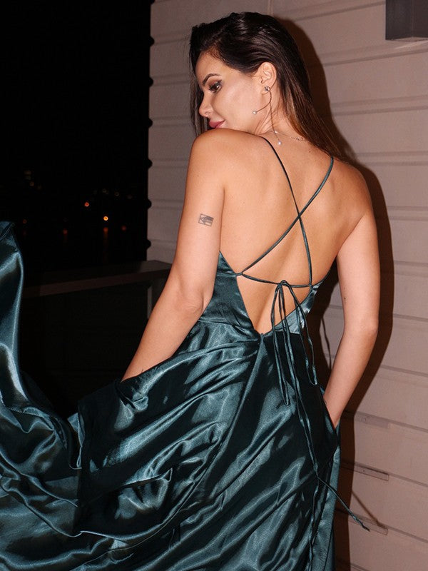 Emerald Satin A-Line Floor-Length Evening Dress with V-Neck and High Slit
