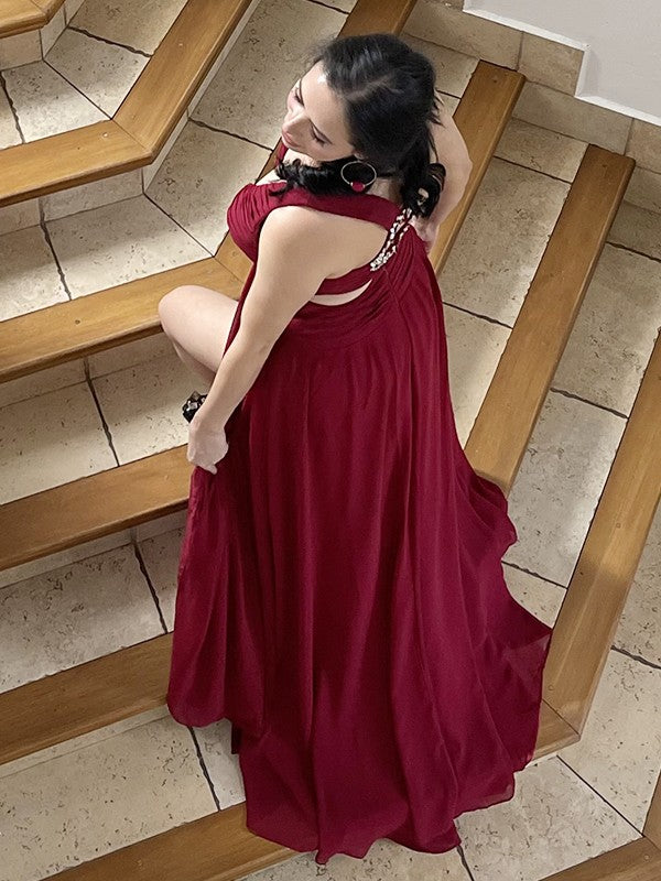 Vestidos de corte A/princesa de gasa con escote en V, sin mangas y con cola larga