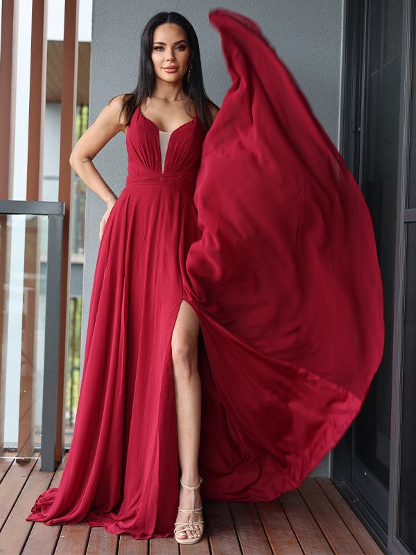 Abiti a trapezio/principessa in chiffon con volant, scollo a V, senza maniche, strascico a ruota