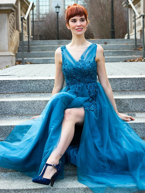 Vestidos de corte A/princesa con apliques de tul, escote en V, sin mangas y hasta el suelo