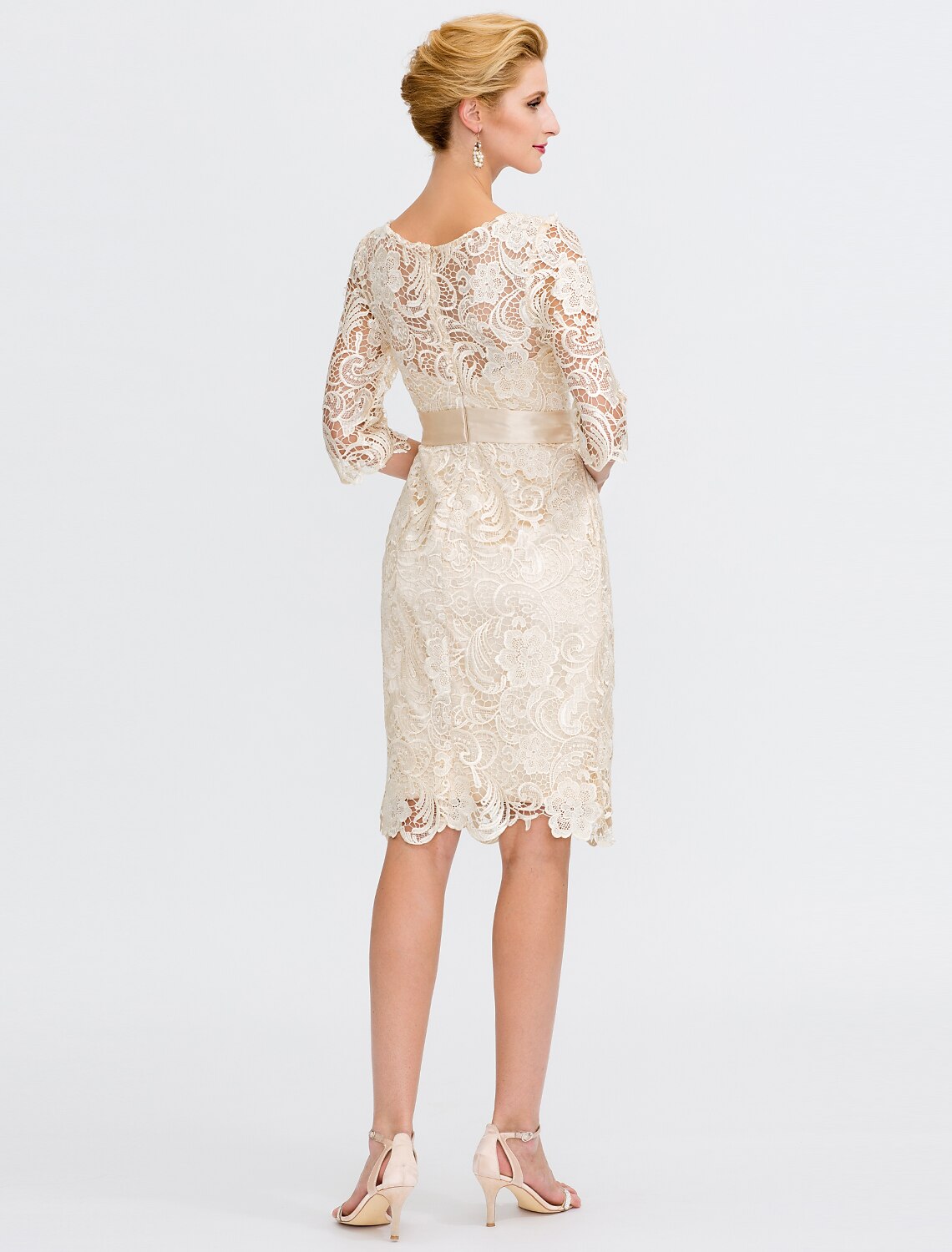 Vestido de madre de la novia con corte tubo/columna, formal, para invitada de boda, talla grande, elegante, cuello ilusión, largo hasta la rodilla, encaje completo, manga 3/4 con lazo(s).