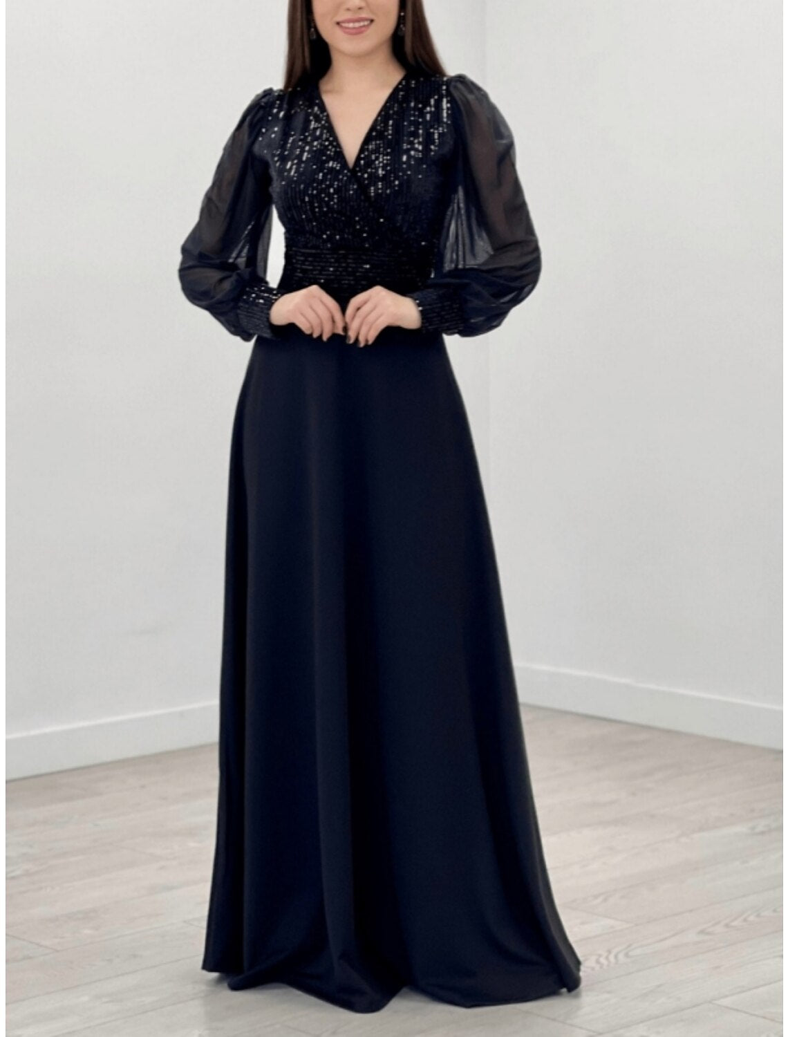 Abito da sera a trapezio, scintillante e brillante, per invitati a nozze formali, lungo fino al pavimento, manica lunga, scollo a V, in chiffon con pieghe glitterate