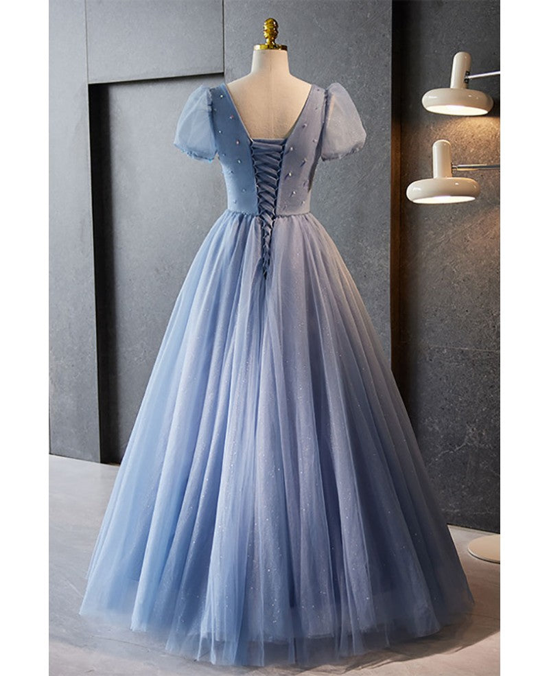 Hermoso y único vestido de noche azul cielo con mangas cortas, esponjoso, con cuentas de diamantes de imitación y escote en V princesa en forma de A azul cielo, tirantes sin espalda y largo hasta el suelo.