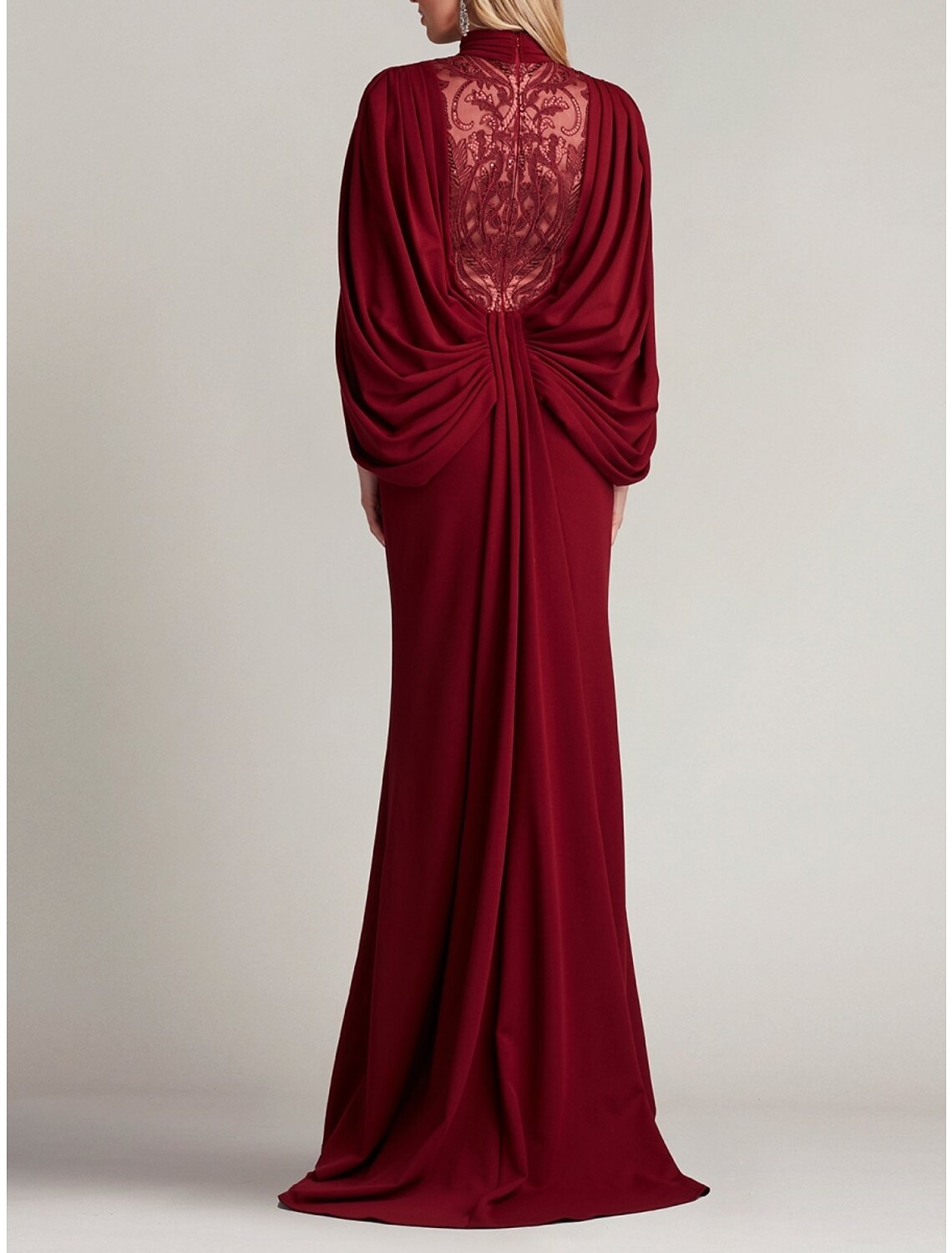 Vestido de noche elegante de sirena/trompeta, vestido formal con cola larga y cuello alto, encaje con pliegues y fruncido.