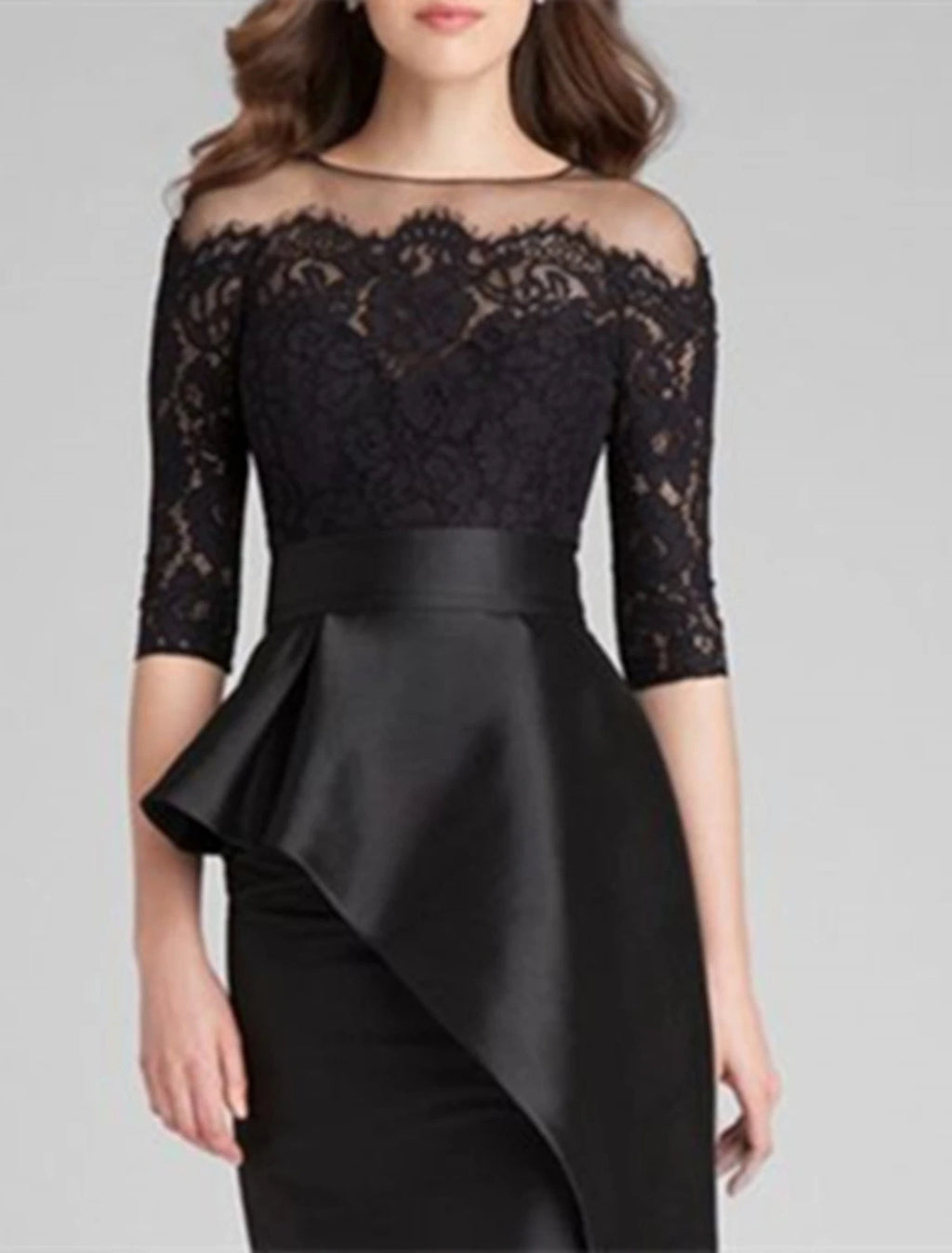 Abito da sposa a sirena/tromba per la madre della sposa, elegante, semplice, con scollo gioiello, lunghezza pavimento, in raso, pizzo, mezza manica con applicazioni di volant