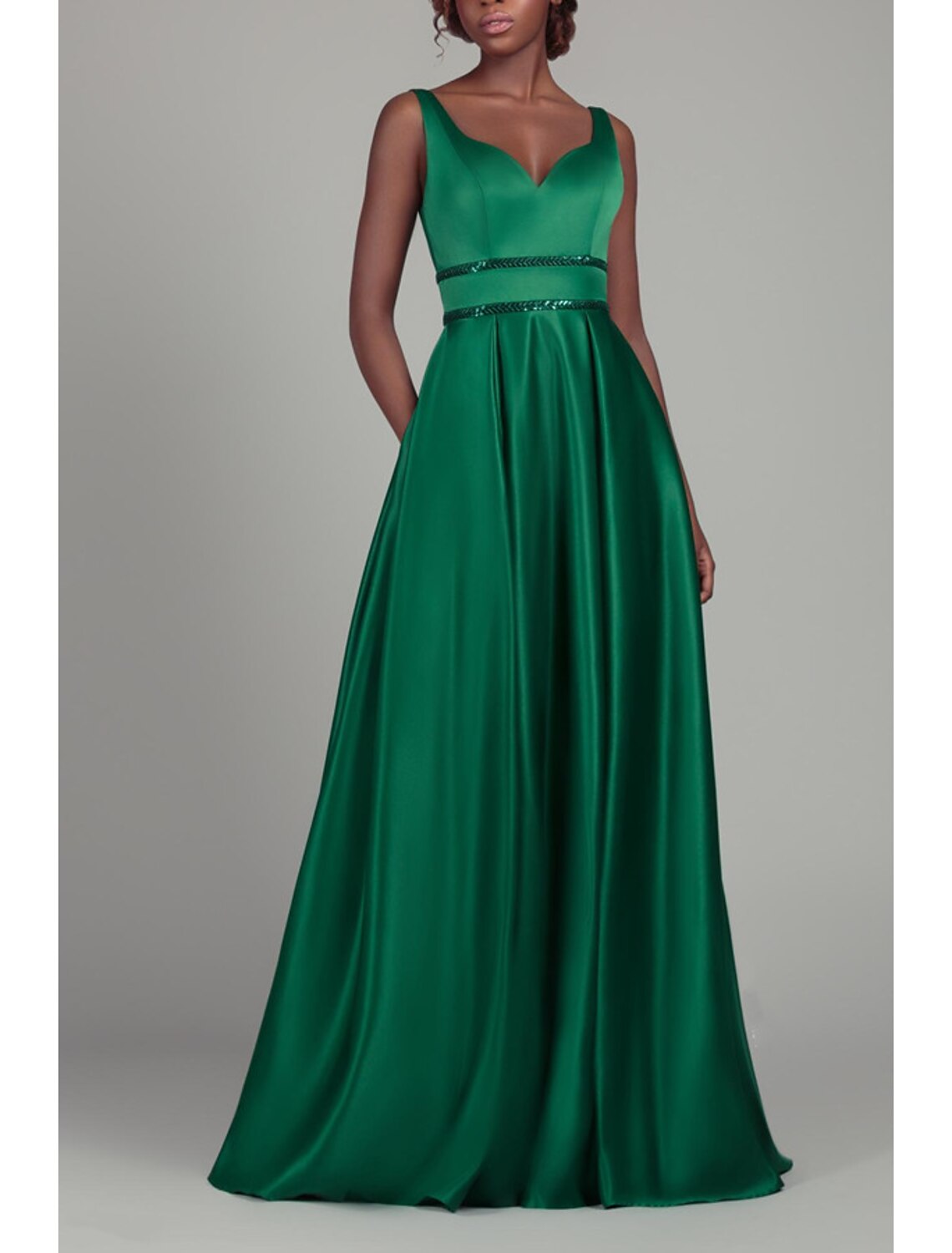 Abito da sera elegante da fidanzamento in stile A-Line Reformation Amante, con scollo a V, senza maniche, lunghezza al pavimento, in raso con pieghe a fascia/nastro 2025