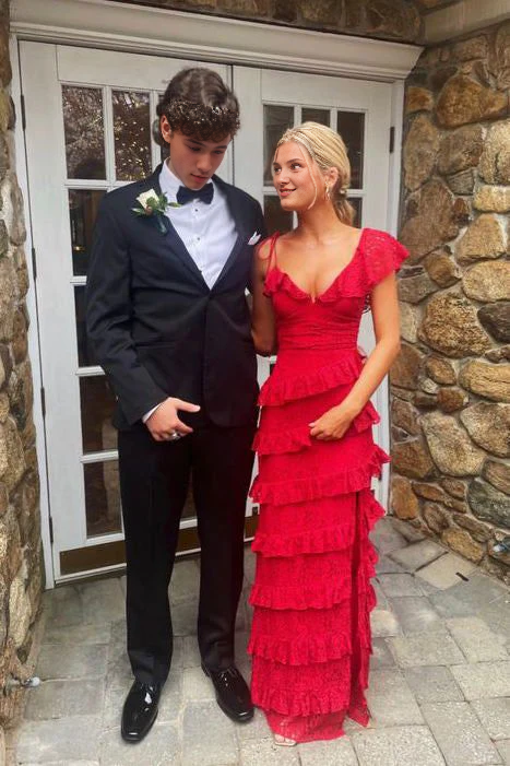 Red Chiffon A-Line V-Neck Bridesmaid Dress with Tiered Ruffle Skirt