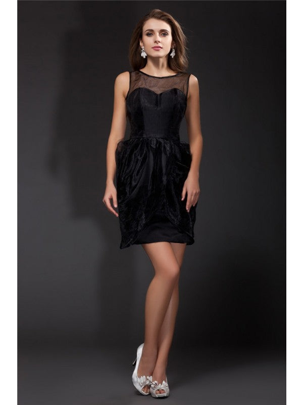 Vestidos de cóctel cortos de organza sin mangas con volantes redondos y corte A/princesa