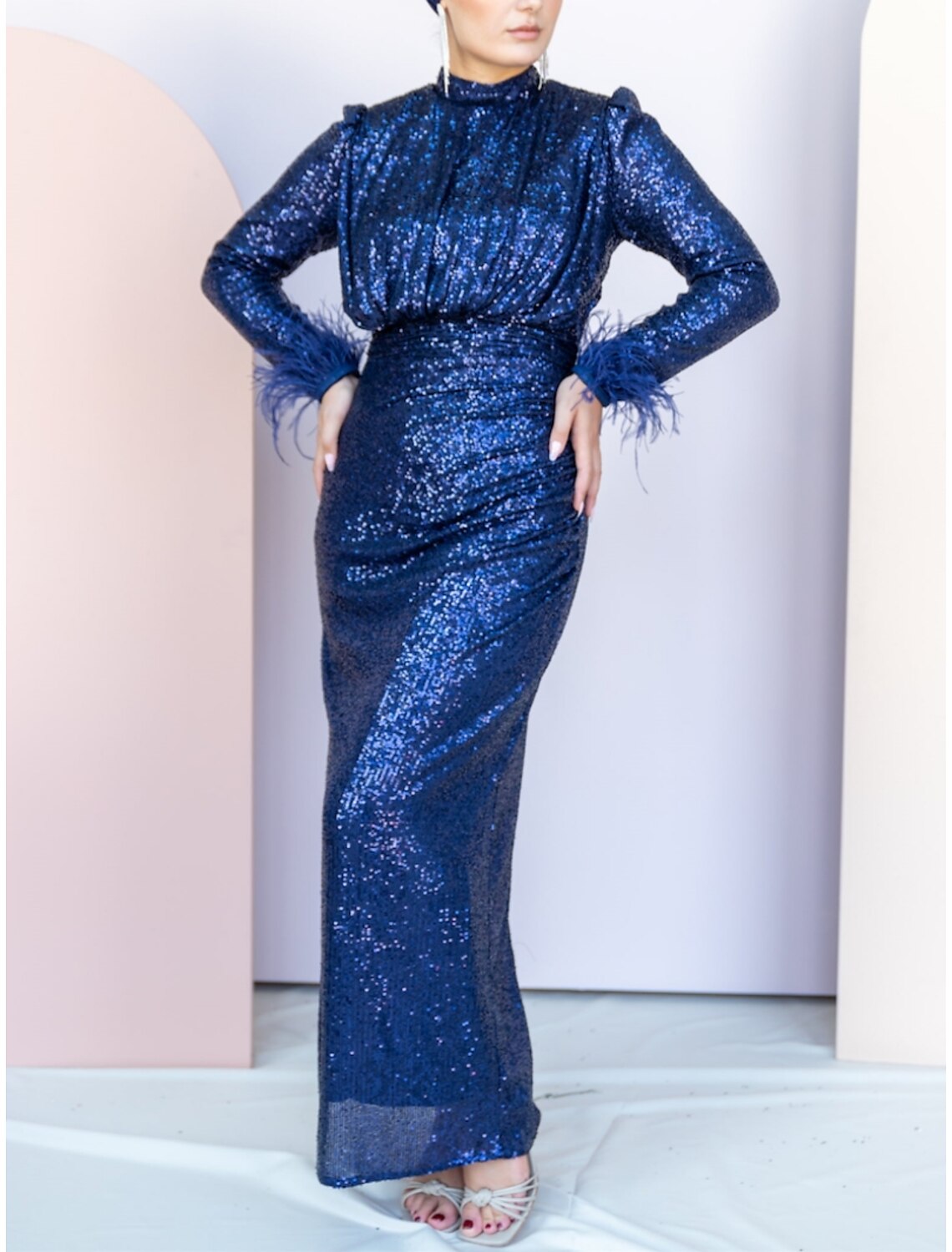 Sheath / Column Evening Gown Elegant Dress Formal Ankle Length Long Sleeve High Neck Sequined with Feather Sequin 2025