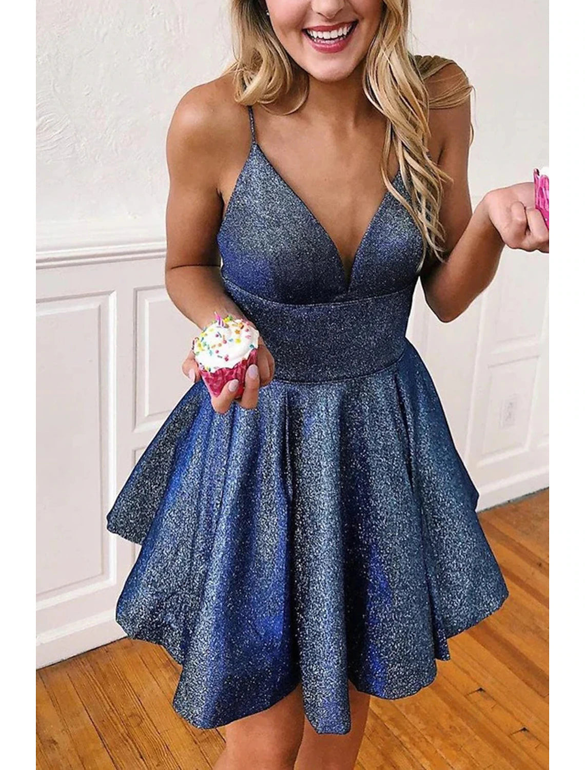 A-Line Cocktail Dresses Party Dress Homecoming Graduation Short / Mini Sleeveless V Neck Satin Backless with Pleats