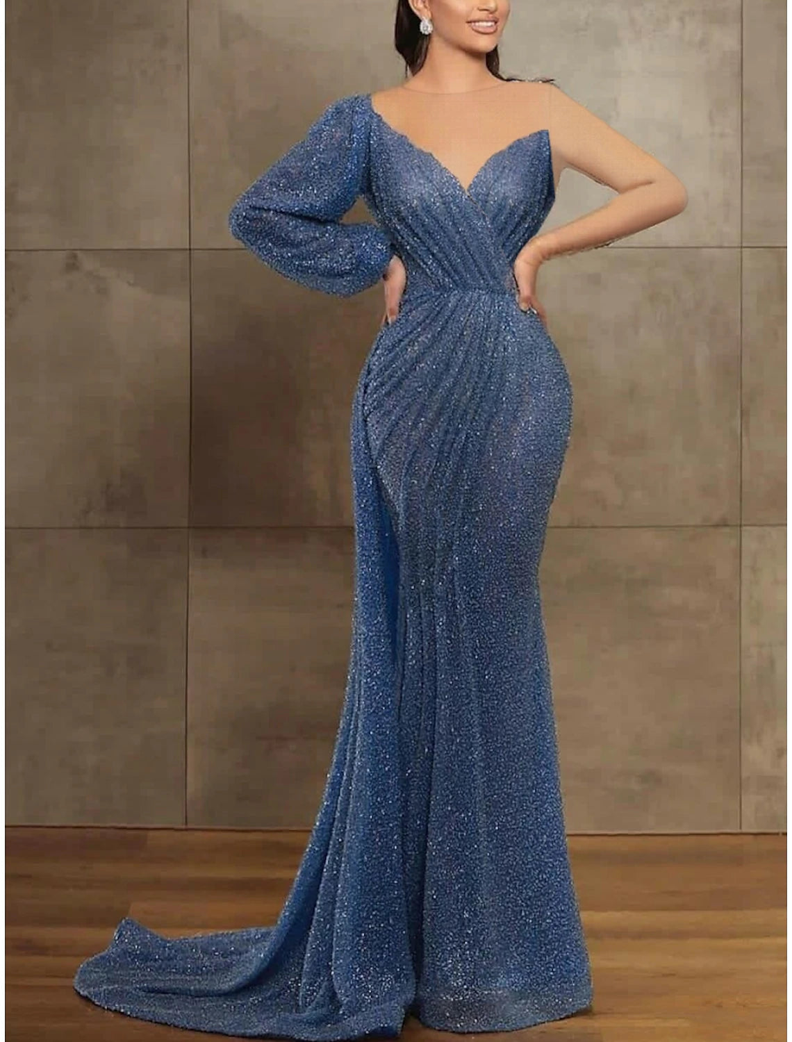 Mermaid / Trumpet Evening Gown Elegant Christmas Dress Formal Court Train Long Sleeve Illusion Neck Sequined with Pleats Sequin 2025