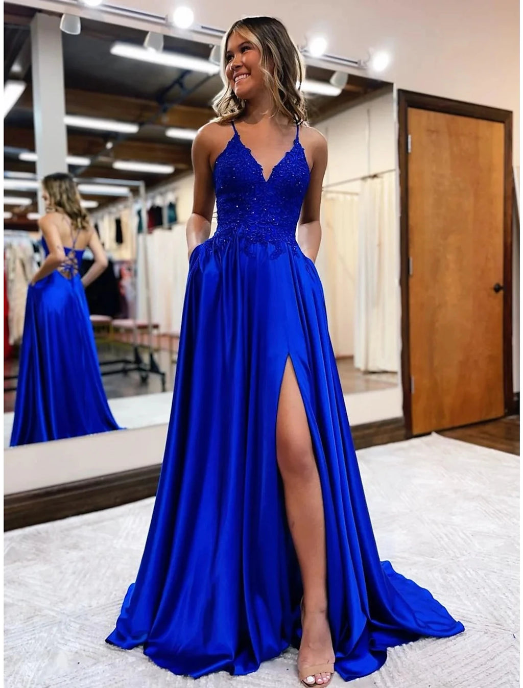 Vestidos de fiesta de corte A, estilo imperio, formales, para bodas, fiestas, cola de corte, sin mangas, escote en V, satén, espalda descubierta, con apliques de cuentas