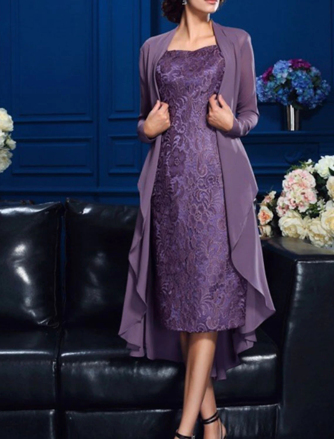 Abito da sposa a tubino/colonna in due pezzi, elegante, da chiesa, con scollo gioiello, lunghezza al ginocchio, in chiffon, pizzo, maniche lunghe, con applicazioni