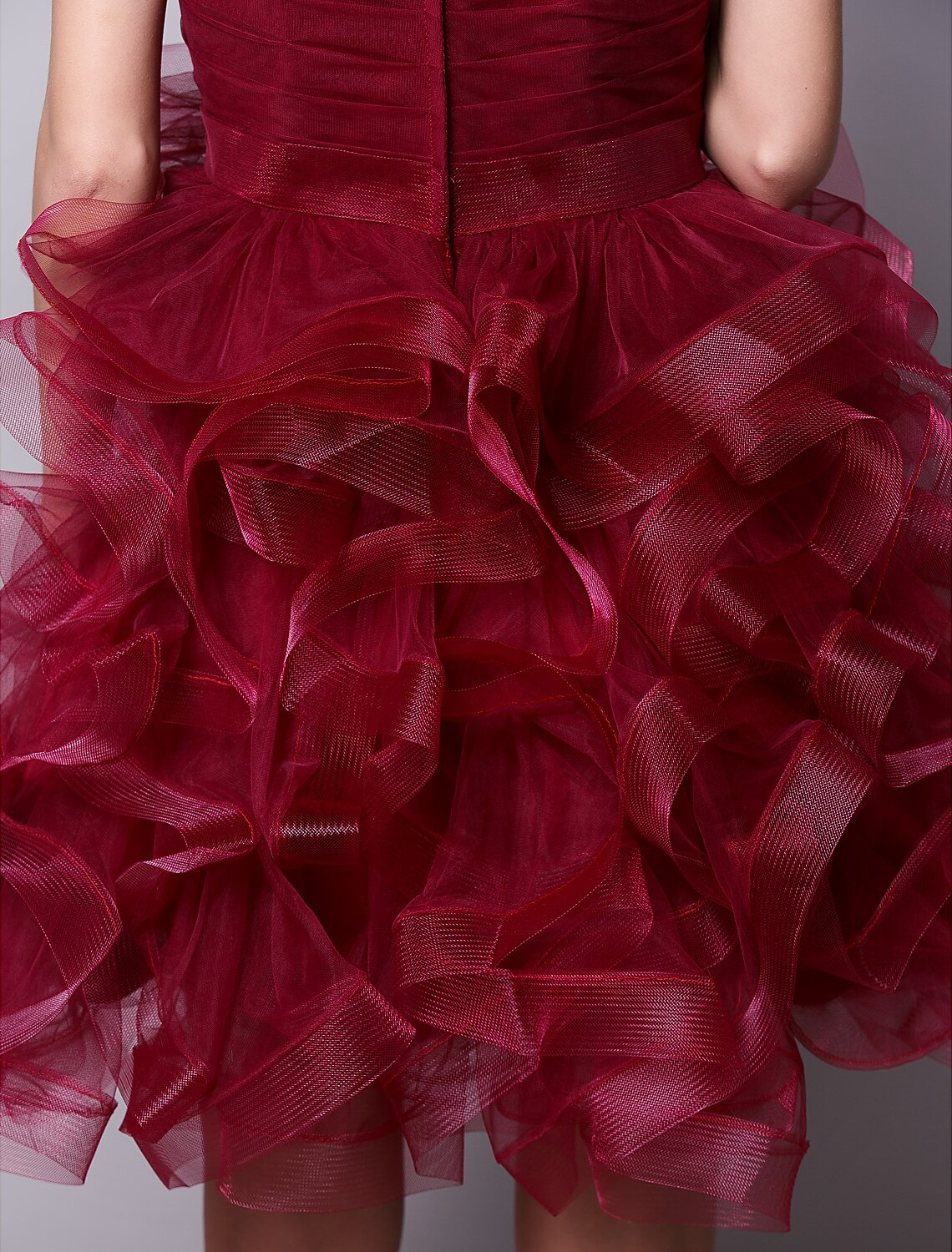 Vestido de fiesta sexy de cóctel para el día de San Valentín, sin tirantes, sin mangas, corto/mini, de tul con fruncido en la capa.