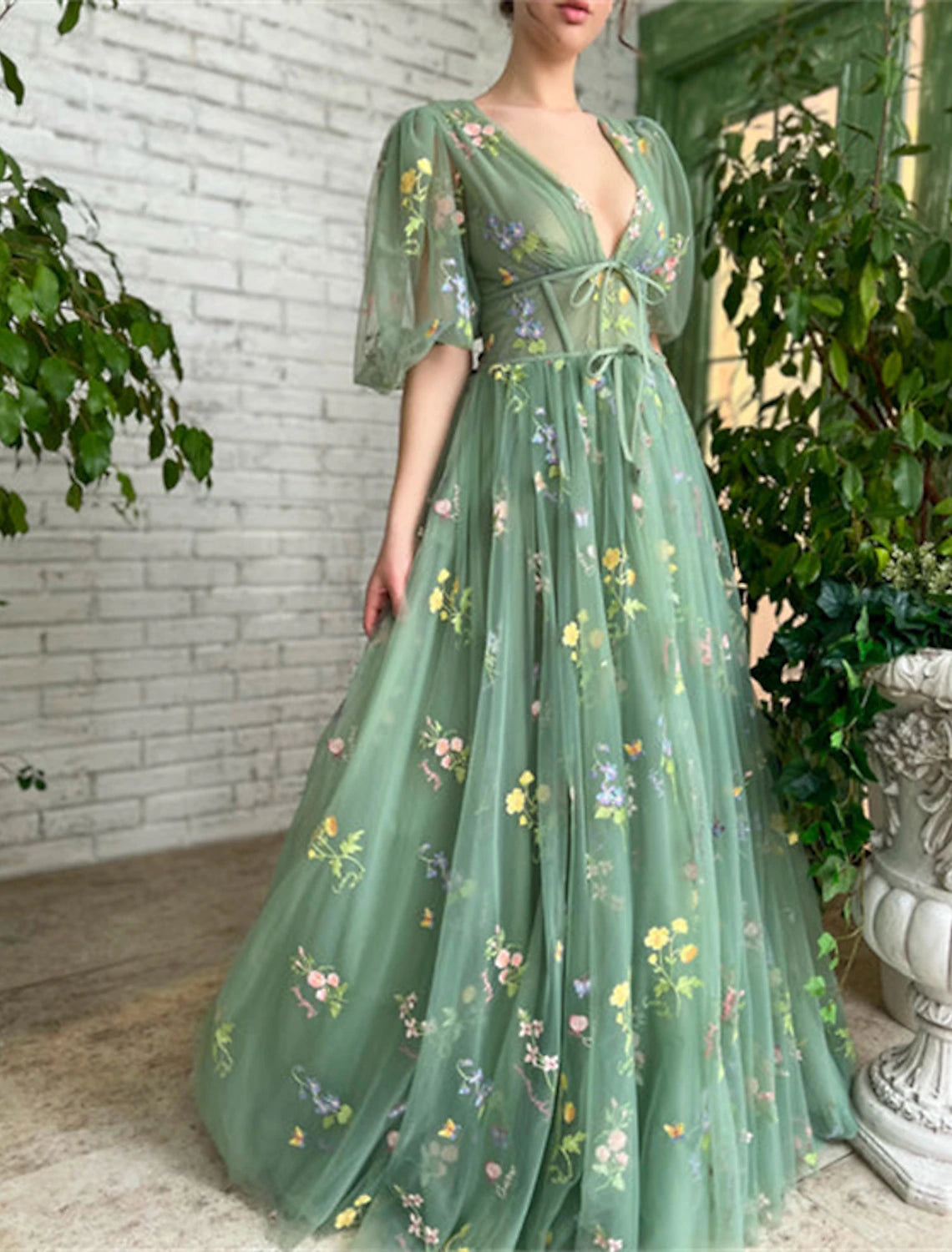 Vestidos de fiesta de corte A, elegantes, para invitados de boda, fiesta de bodas, largo hasta el suelo, manga corta, escote en V, encaje con apliques y tiras.