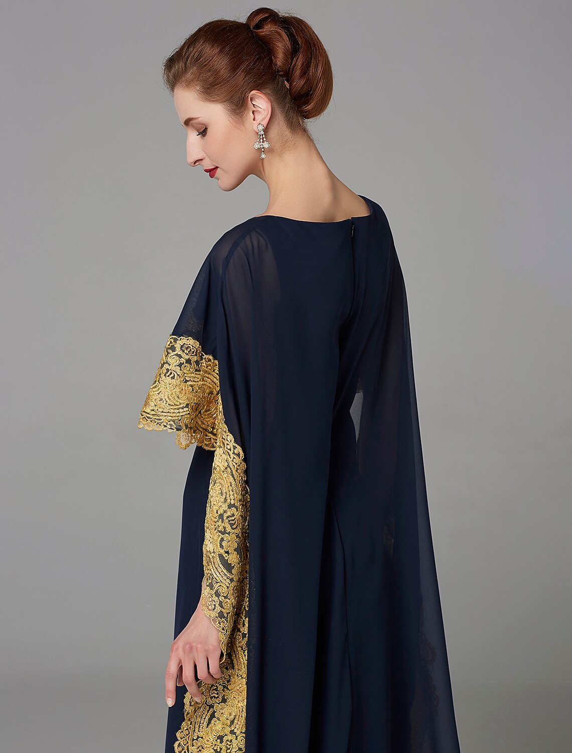 Abito da sposa a trapezio, elegante, in chiffon, con scollo a barchetta, senza maniche, in pizzo, taglie forti