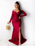 Vestidos de jersey con escote tubo, fruncido, hombros descubiertos, mangas largas y cola larga