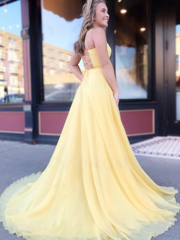 Vestidos de gasa con volantes, tirantes finos, corte A/princesa, sin mangas y con cola larga