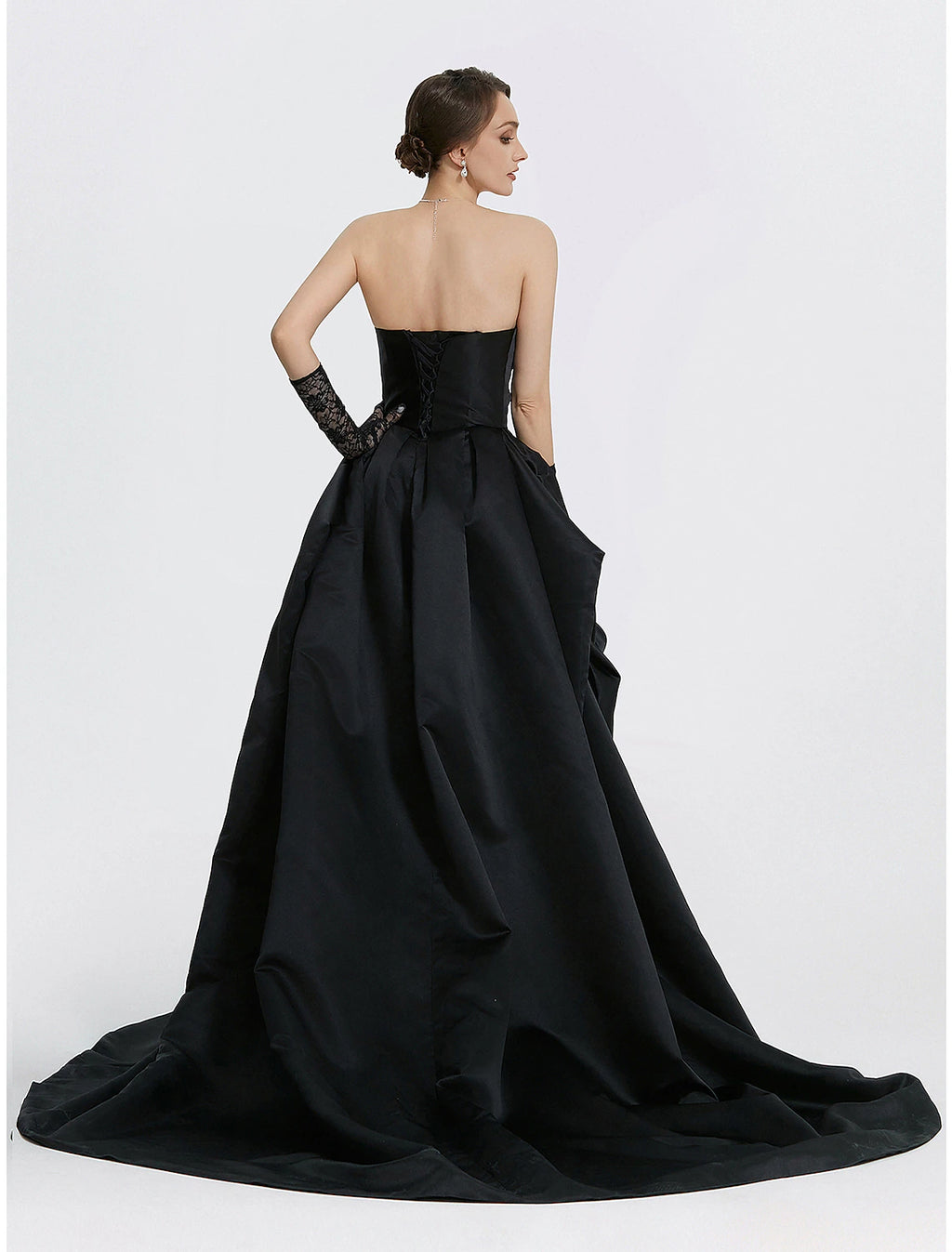Vestido de noche de corte A, estilo vintage, para carnaval, mascarada, con cola larga y sin mangas, escote corazón de satén con abertura fruncida.