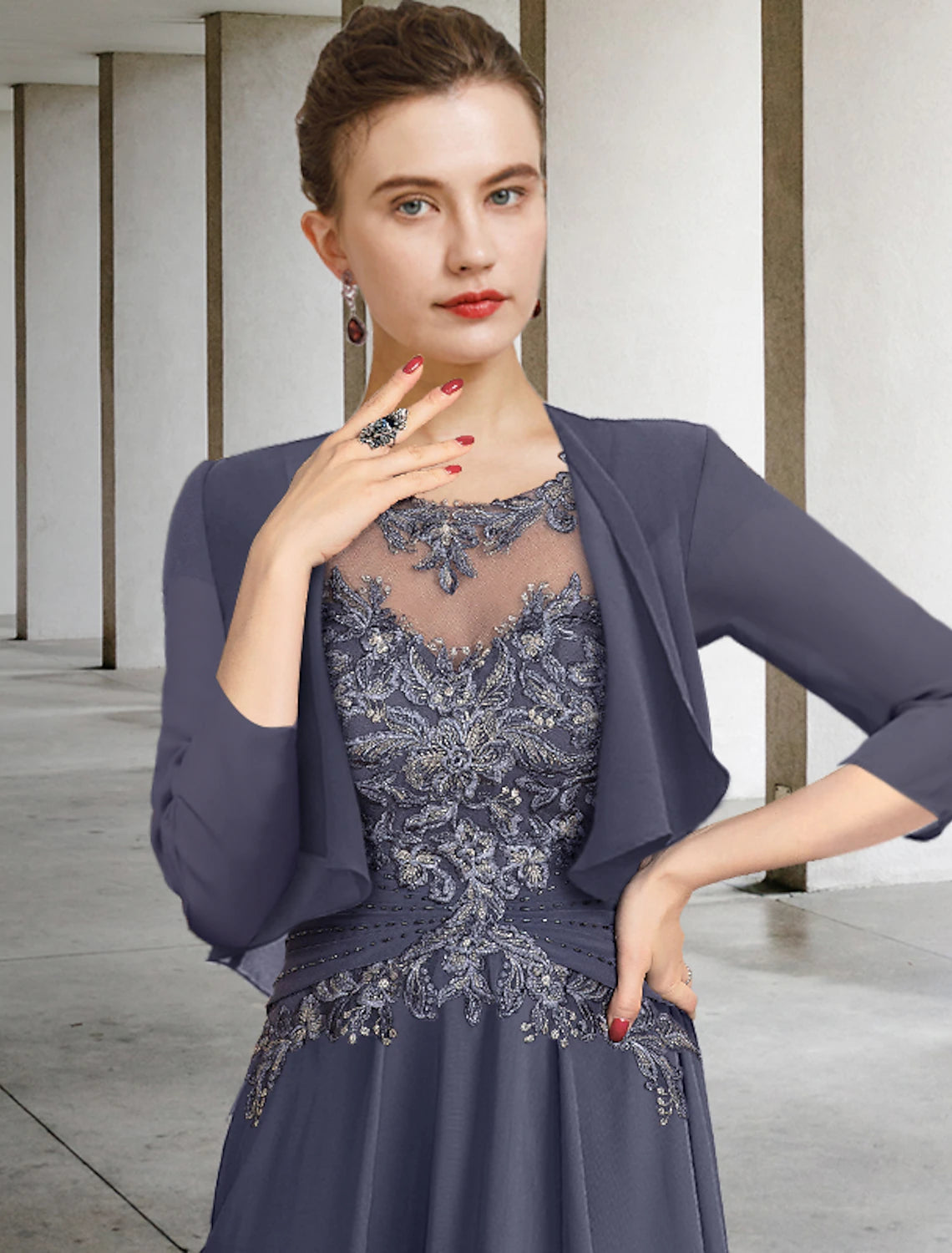 Vestido de dos piezas de corte A para madre de la novia, de talla grande, con curvas, elegante, para invitada de boda, cuello joya, largo hasta los tobillos, de gasa, encaje, manga corta, chal de otoño incluido con apliques fruncidos