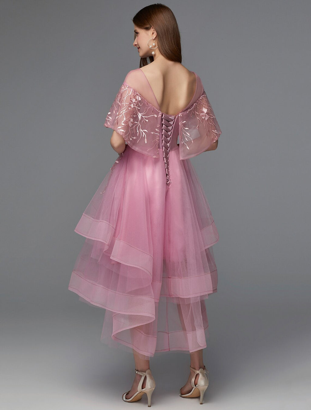 Vestido elegante de corte A para invitada de boda, asimétrico, sin mangas, con escote ilusión y lazo en la espalda con aplicación de encaje 2025