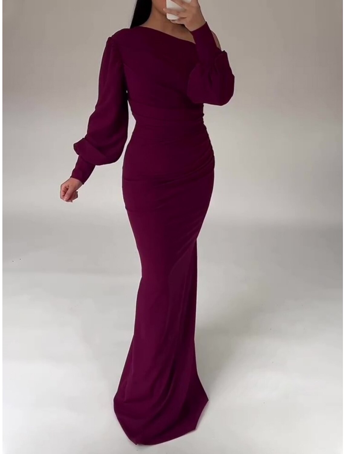 Vestido de noche elegante navideño con corte tubo/columna, corte formal, cola larga, un hombro, tela con abertura fruncida 2025