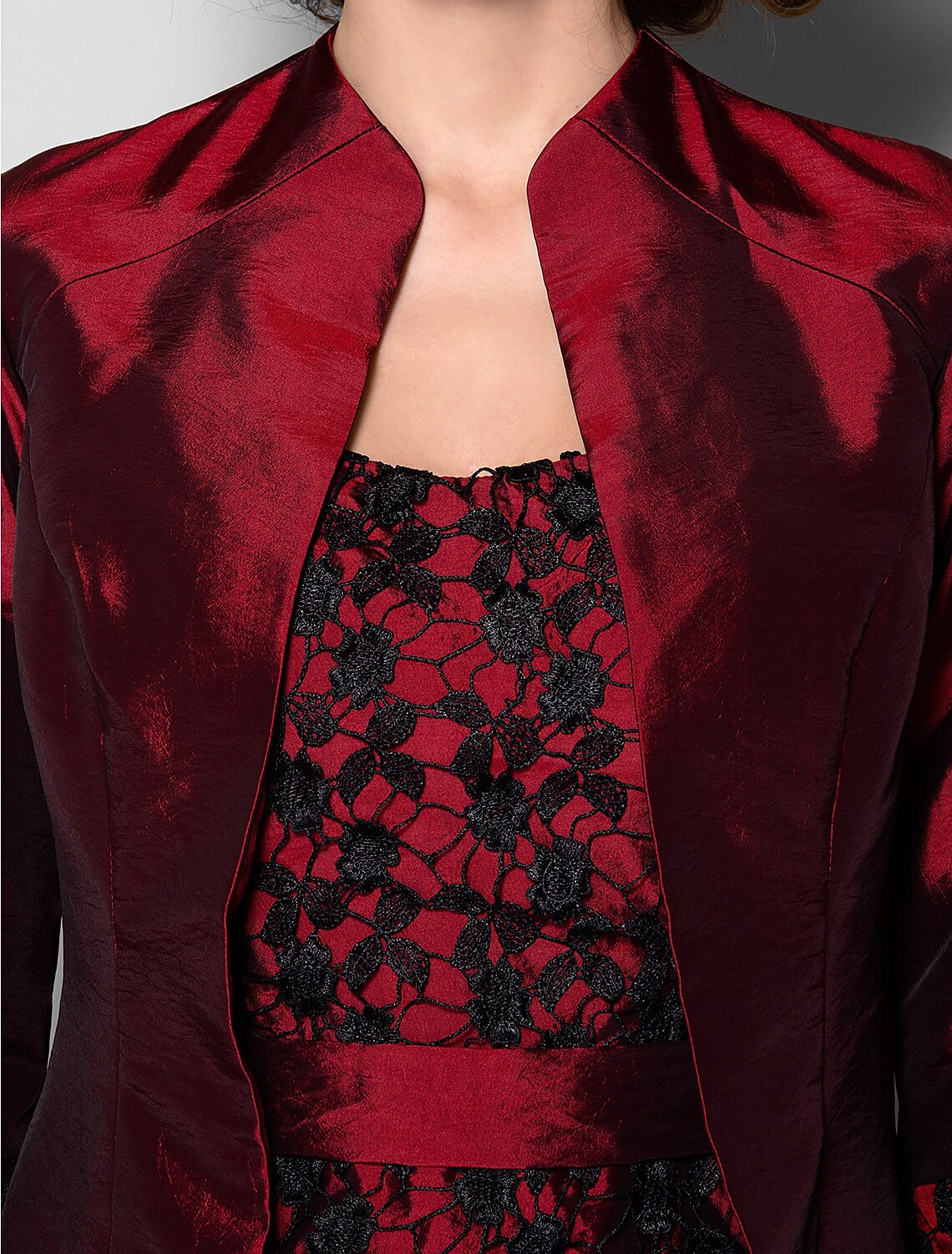 Vestido de madre de la novia con corte tubo/columna, chal incluido, escote redondo, largo hasta la rodilla, tafetán, manga 3/4 con faja/cinta de encaje