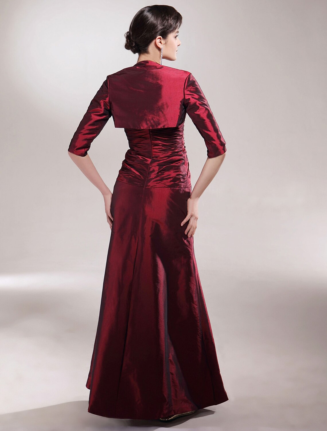 Abito da sposa a trapezio, taglie forti, elegante, sexy, con scollo a cuore, spalline sottili, lunghezza al pavimento, in taffetà, senza maniche, con drappeggio laterale arricciato e perline