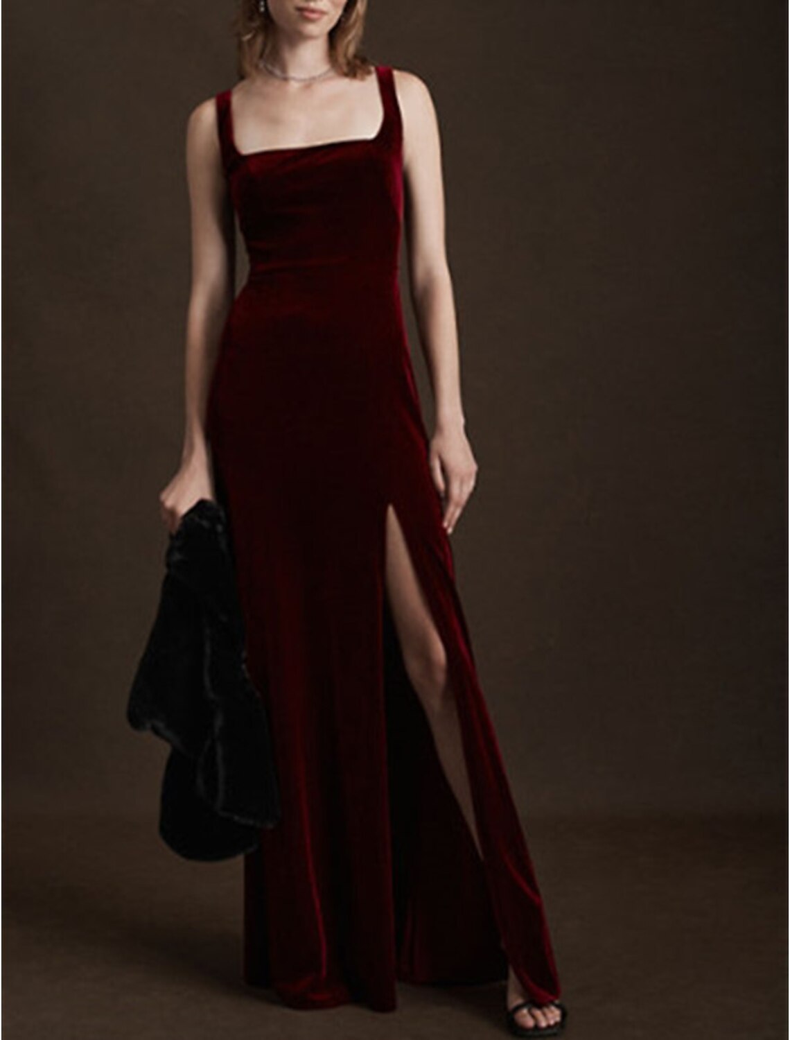 Mermaid / Trumpet Evening Gown Sexy Dress Formal Wedding Guest Floor Length Sleeveless Spaghetti Strap Velvet with Slit Pure Color