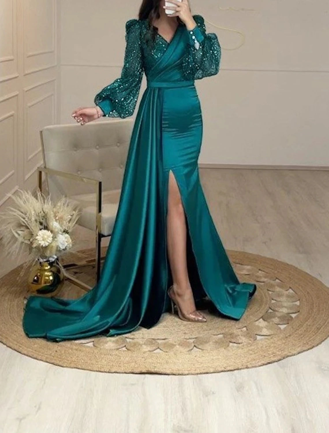 Mermaid / Trumpet Evening Gown Sparkle & Shine Dress Formal Court Train Long Sleeve V Neck Fall Wedding Guest Charmeuse with Sequin Slit 2025