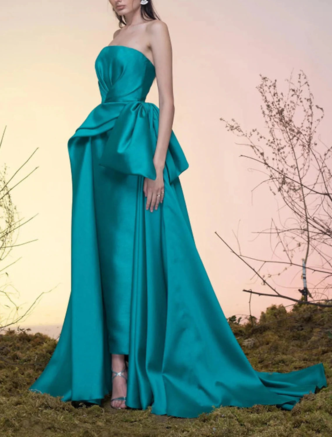 A-Line Party Dress Celebrity Style Elegant Vintage Wedding Guest Prom Dress Strapless Sleeveless Court Train Satin with Bow(s) Overskirt 2025